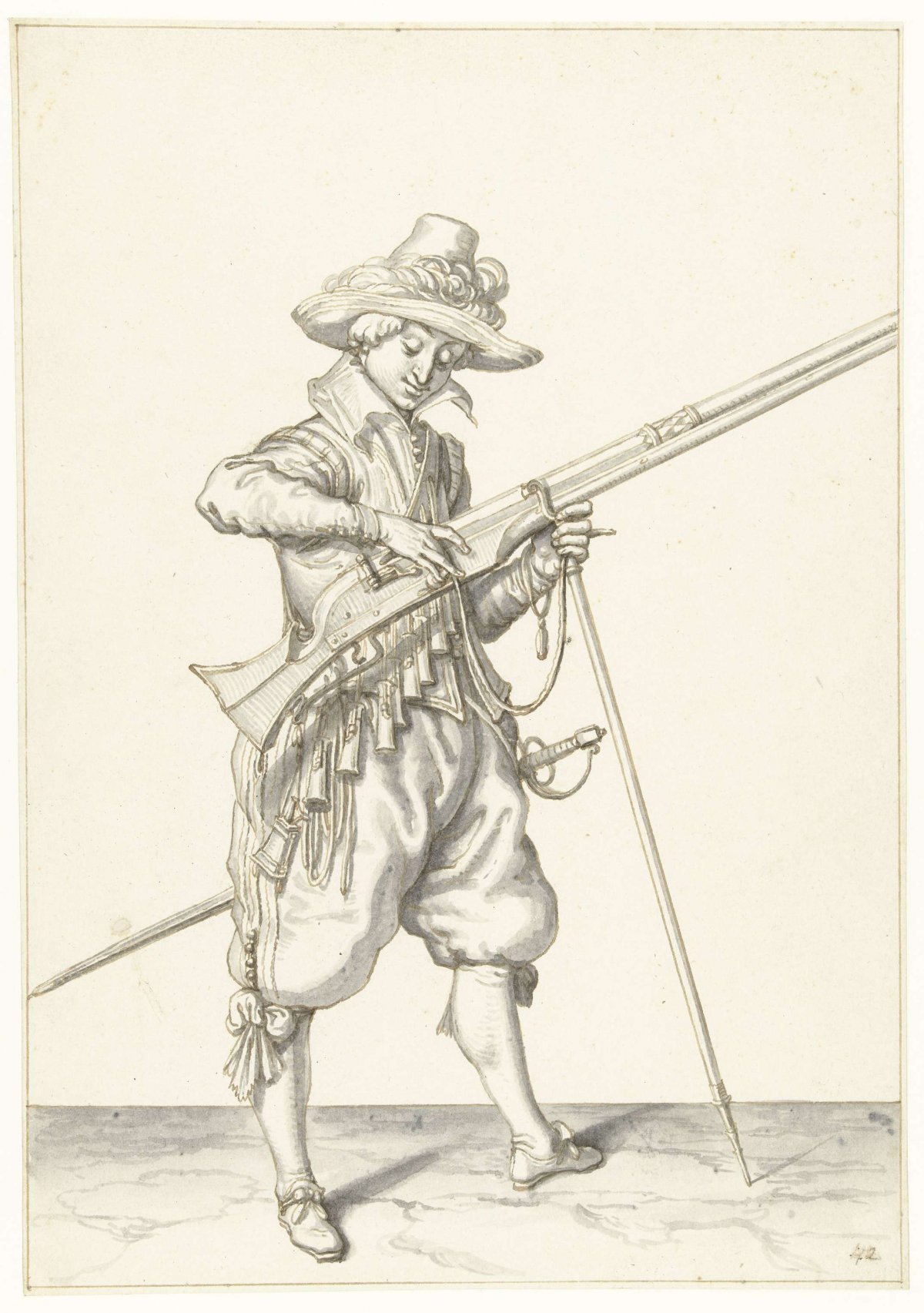 Soldier on guard giving the fuse on the cock of his musket the proper place and shape, Jacques de Gheyn (II), 1596 - 1606